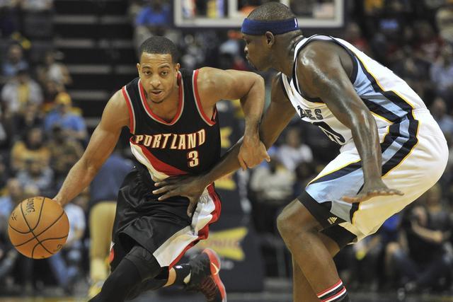 名消费者参 名消费者参