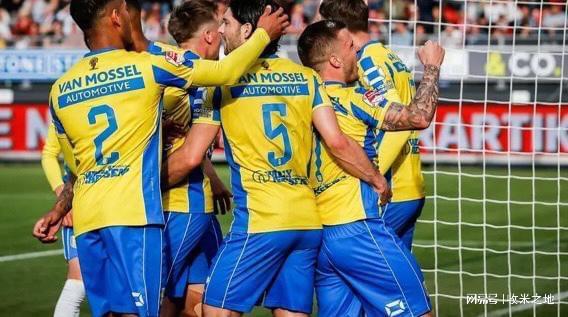 怀着同样的 怀着同样的