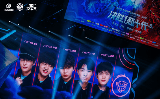 从心理学角 从心理学角